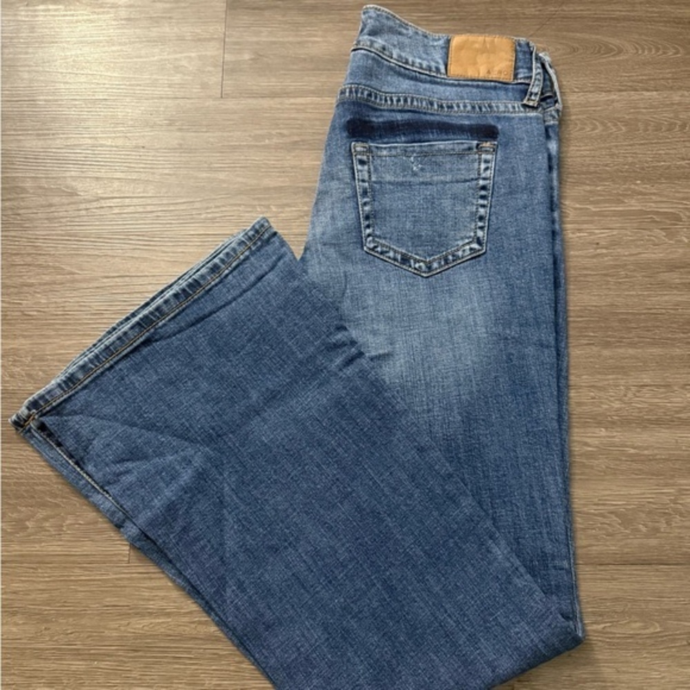 Aeropostale Women’s Flare Jeans Size 8 Medium Wash Stretch Denim